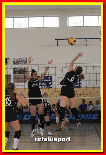 150523 volley 296_tn.jpg